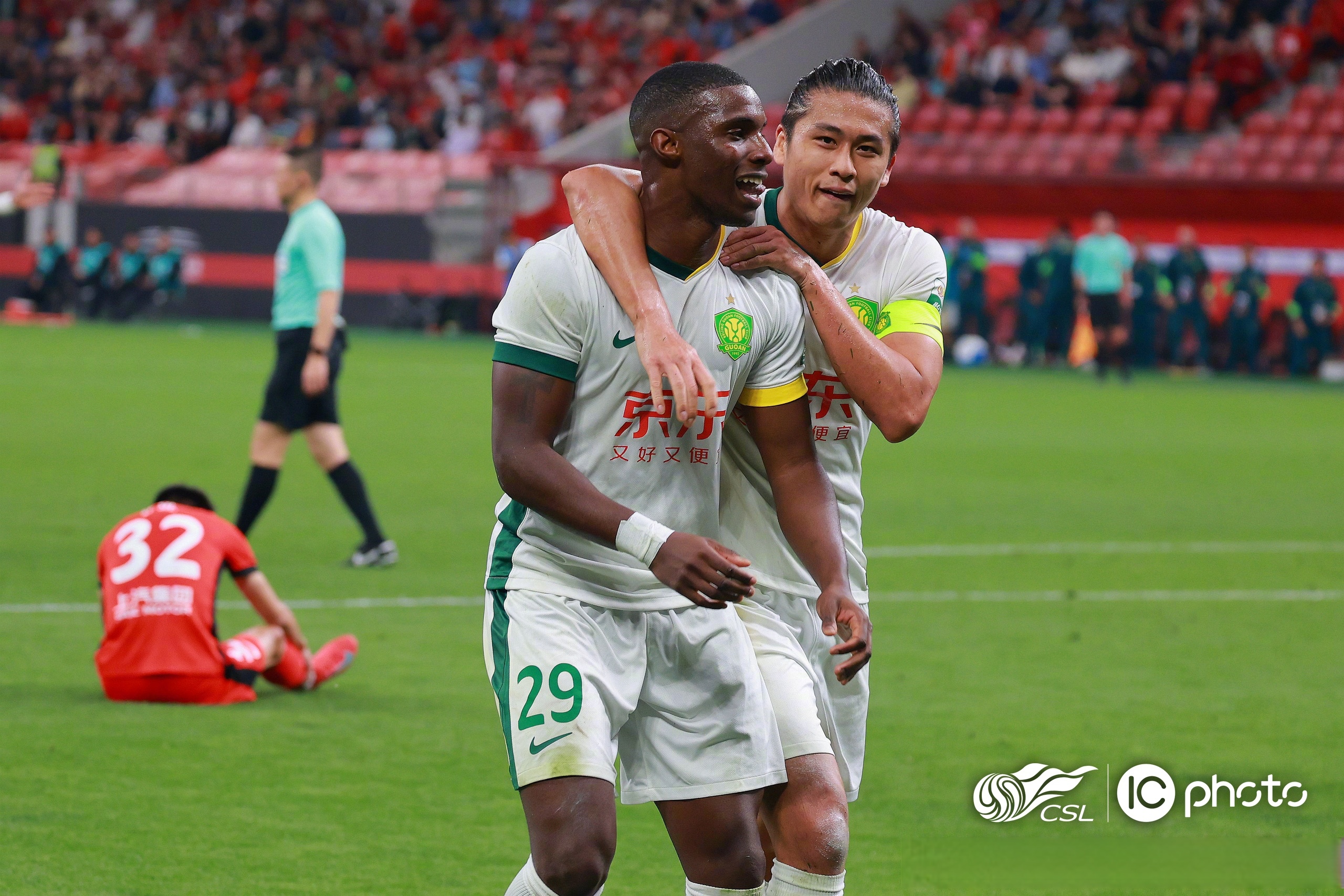 开云APP关于法甲国际比赛日再迎强敌，俄克拉荷马雷霆遗憾出局，主帅态度：气氛紧张，赛程密集仍需轮换的信息